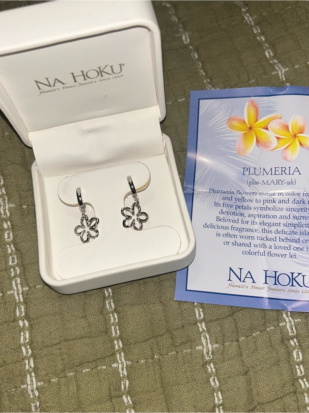 Na Hoku Sterling Silver Floating Plumeria Flower Drop Hoop Earrings Hawaii